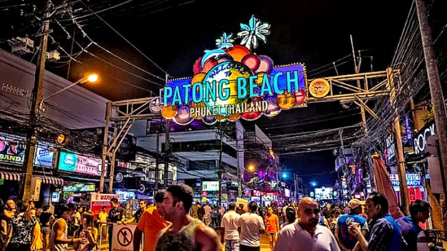 Businesses in Patong are refusing to serve Thai people.
