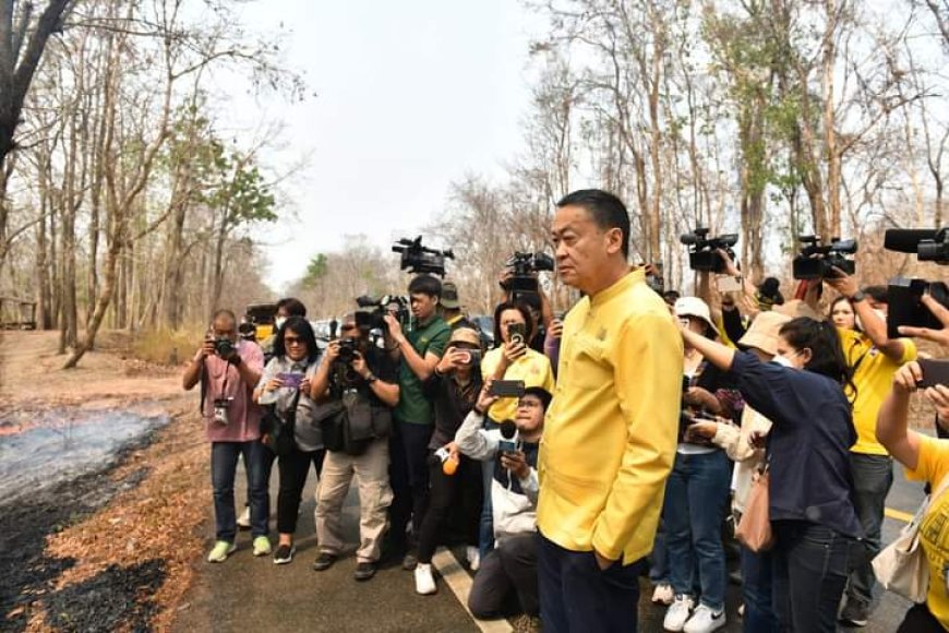 Prime Minister Srettha Thavisin is checking out forest fire suppression efforts in Lampang's Wang Nuea District.