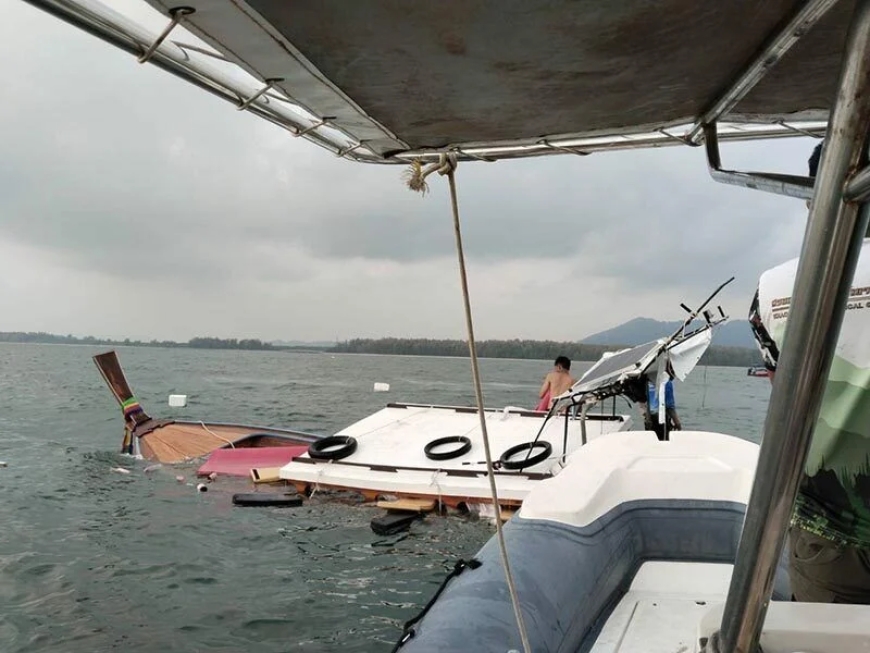 A tourist boat capsizes in Trang Sea, leaving one dead and numerous injured.