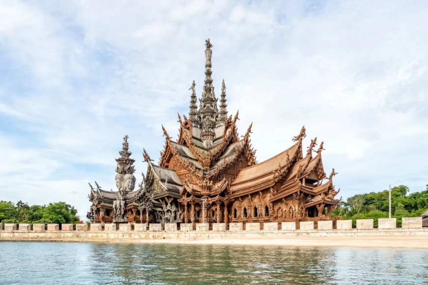 Thailand architecture stands tall, earning the 2nd greatest award in Asia.