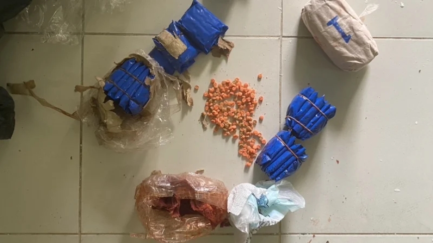 Some 6,000 methamphetamine (ya bah) pills found abandoned in Ua-Athorn Housing room