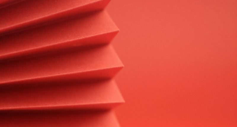 Chinese tourists extend stays over Lunar New Year