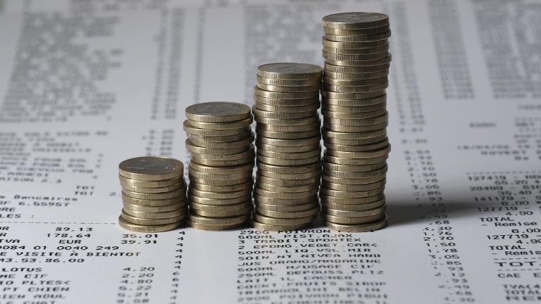 simple money management tips - Phuket Times